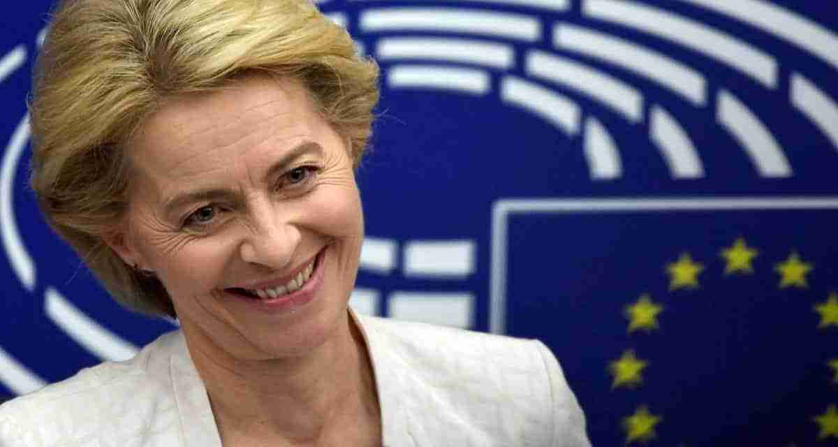  Ursula Von der Leyen, rieletta alla Commissione Europea. Fdl ha votato contro