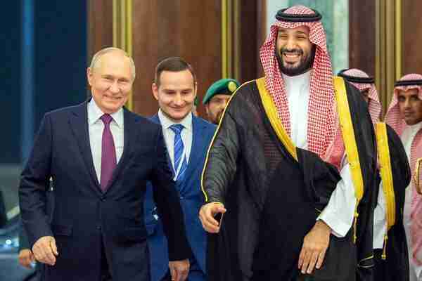 Petrolio e guerre, Putin vola negli Emirati Arabi per incontrare Bin Salman