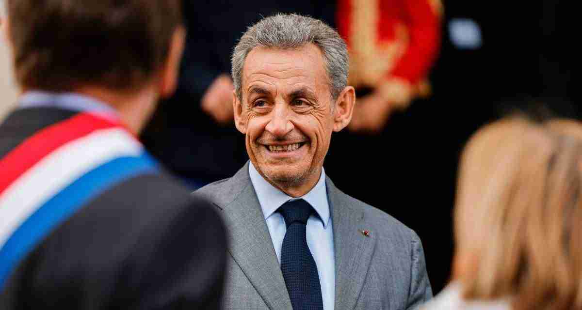 Francia, Sarkozy condannato in appello per finanziamento illecito